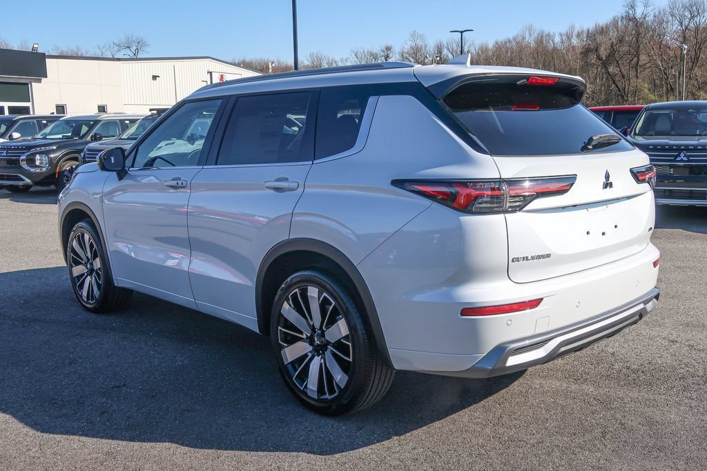 New 2026 Mitsubishi Outlander SEL AWD/4WD image 13