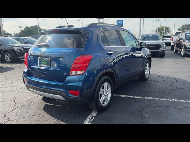 Certified 2020 Chevrolet Trax LT w/ LT Convenience Package FWD image 8