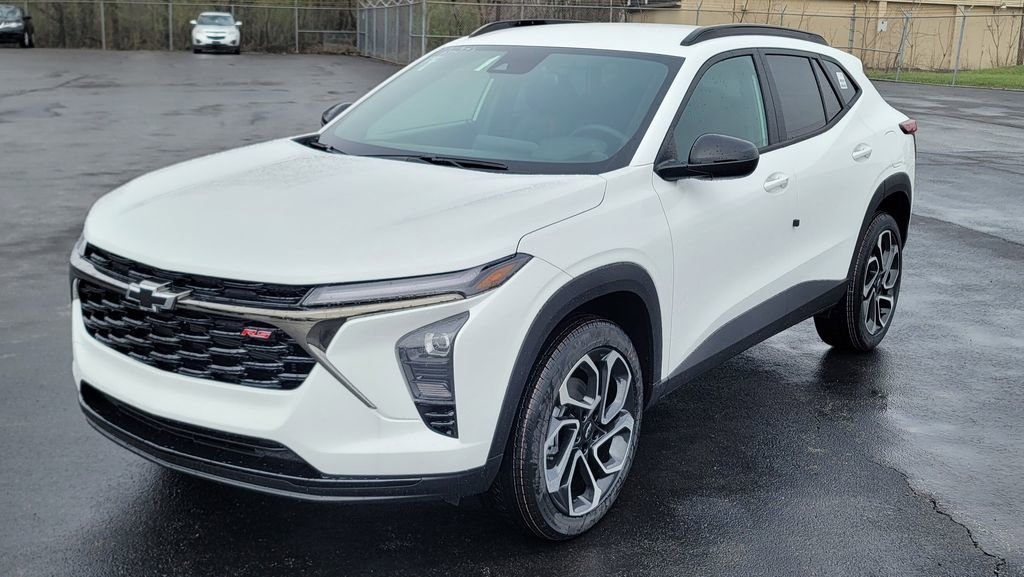 New 2026 Chevrolet Trax RS image 3