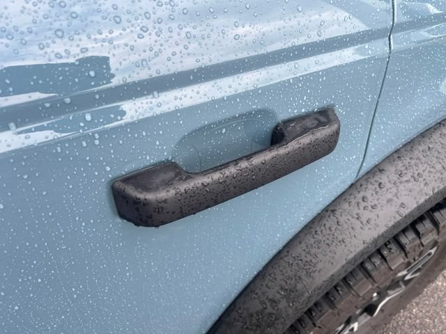 Used 2022 Ford Bronco 4-Door AWD/4WD image 17