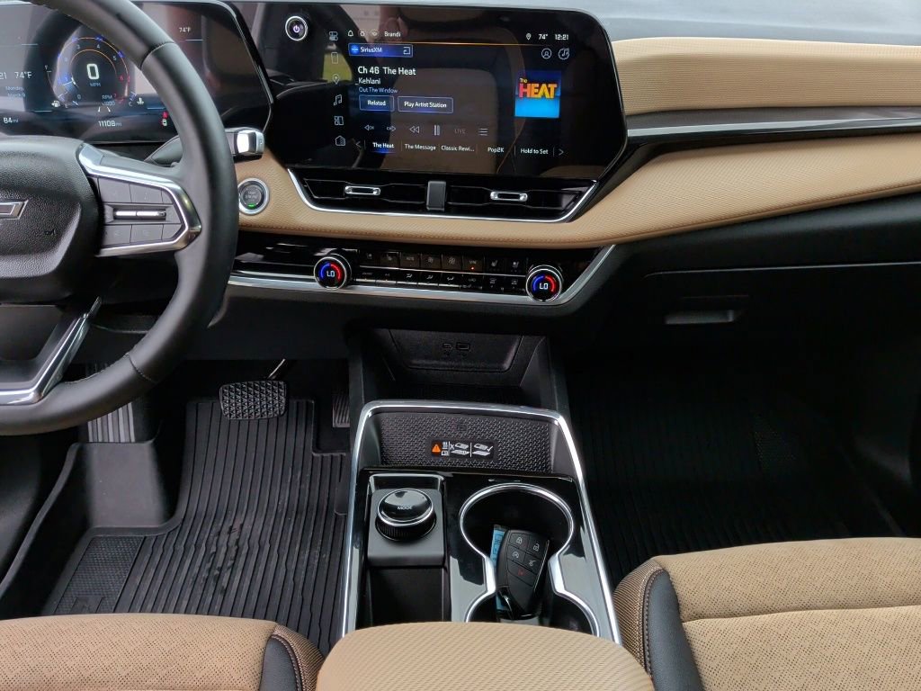 Used 2026 Chevrolet Equinox ACTIV w/ Convenience Package III image 22