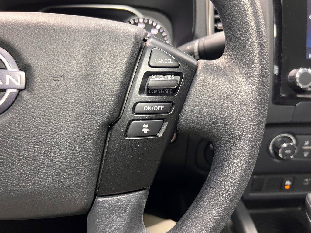 Used 2023 Nissan Frontier SV w/ Technology Package image 15