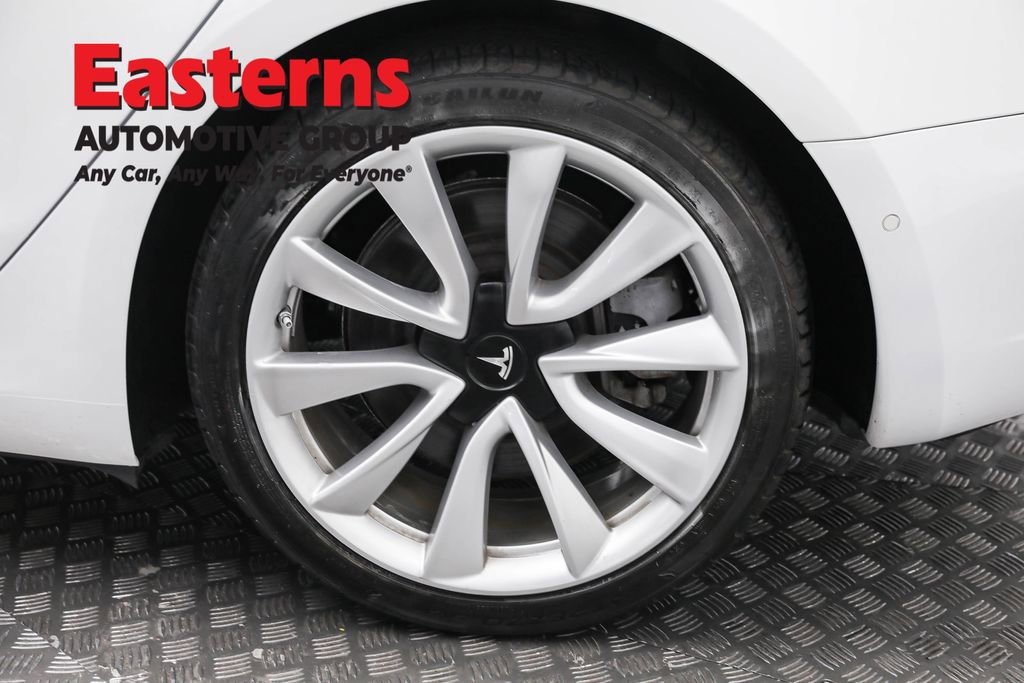 Used 2019 Tesla Model 3 Standard Range RWD image 30