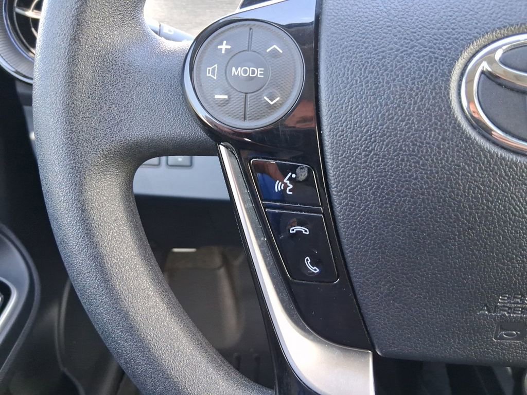 Used 2018 Toyota Prius C Two image 14