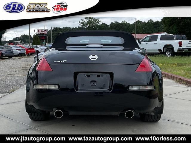 Used 2005 Nissan 350Z Touring RWD image 6