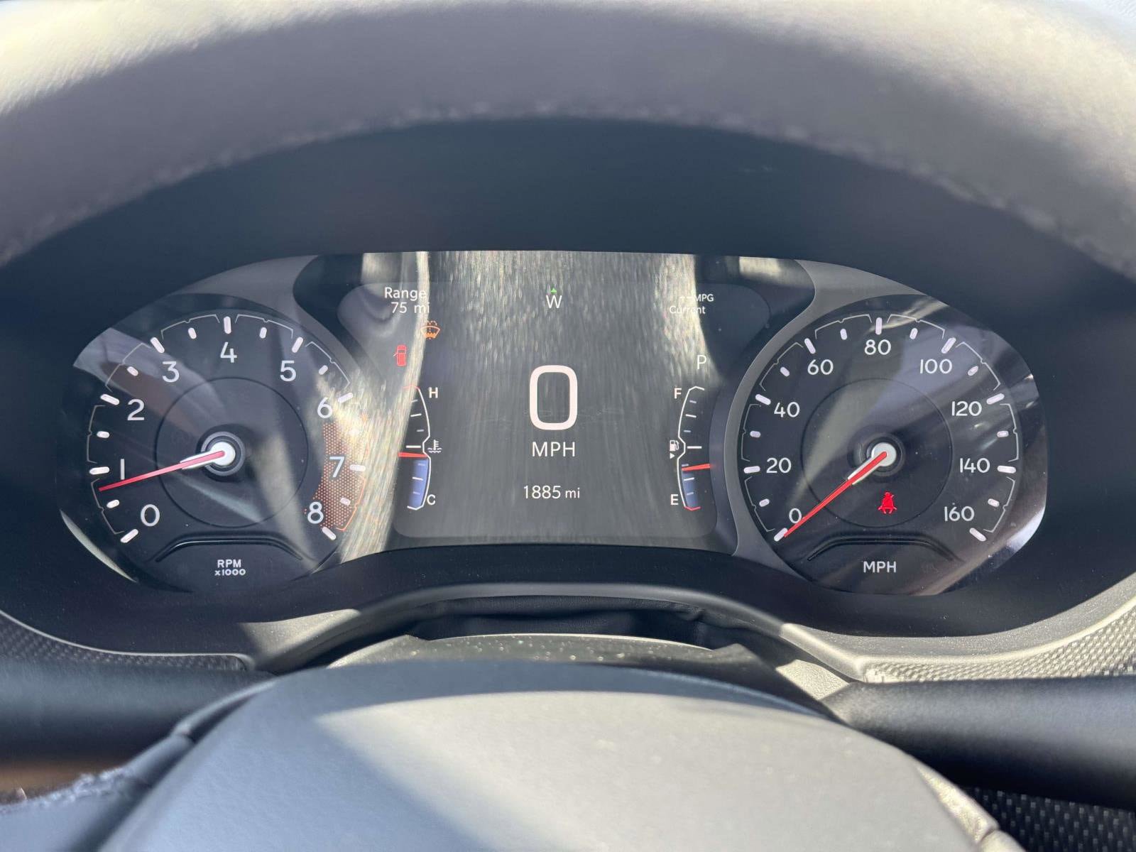 Used 2025 Jeep Compass Limited w/ Sun & Sound Group AWD/4WD image 23