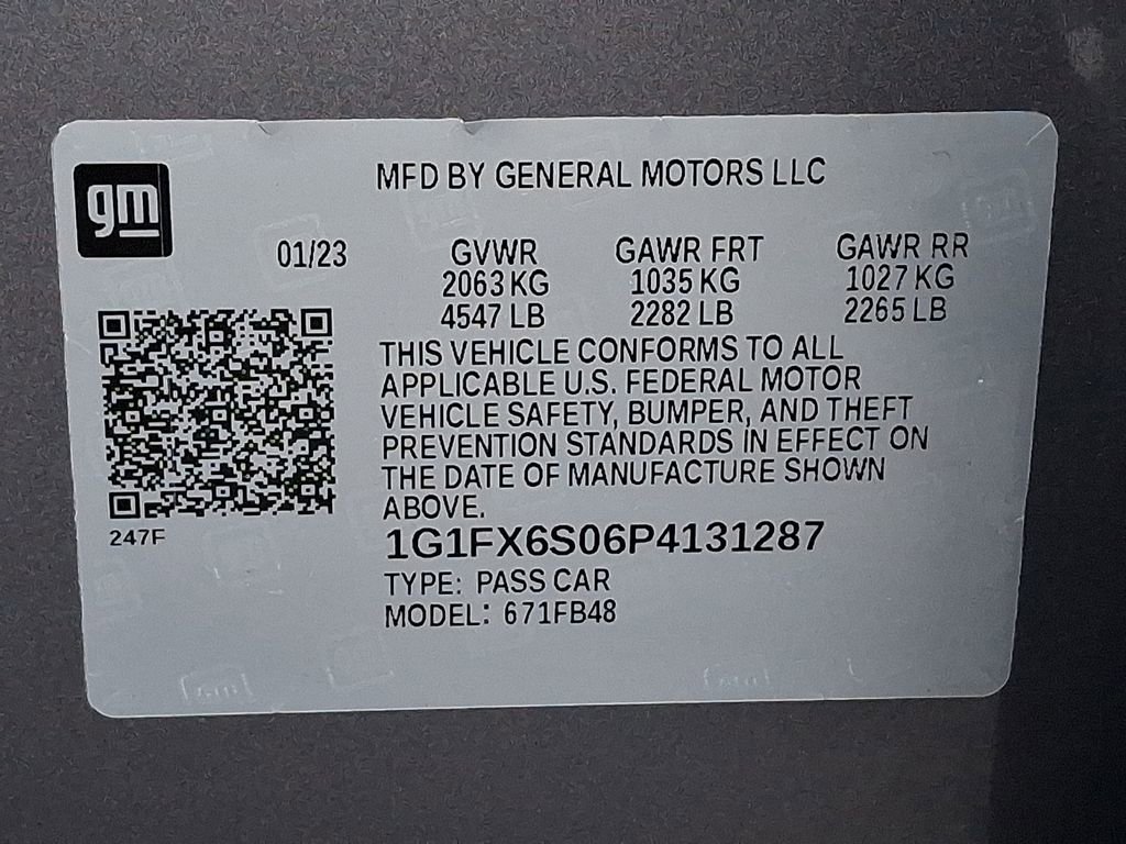 Certified 2023 Chevrolet Bolt LT w/ Infotainment Package image 33