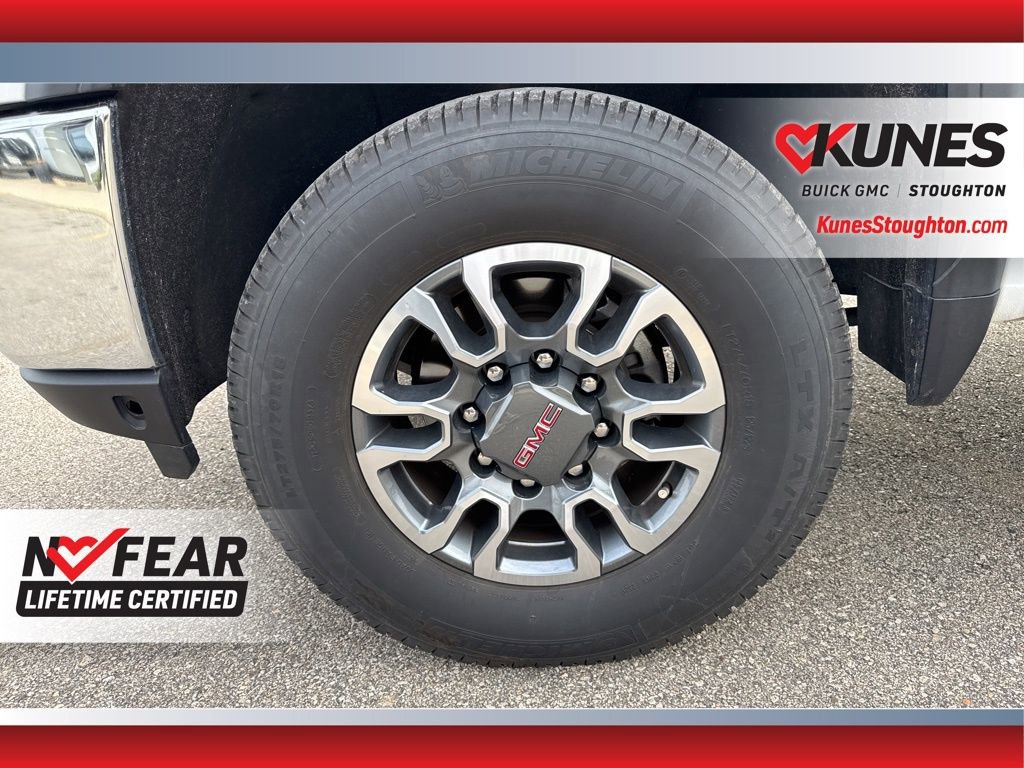 Used 2021 GMC Sierra 2500 SLT w/ X31 Off-Road Package image 16
