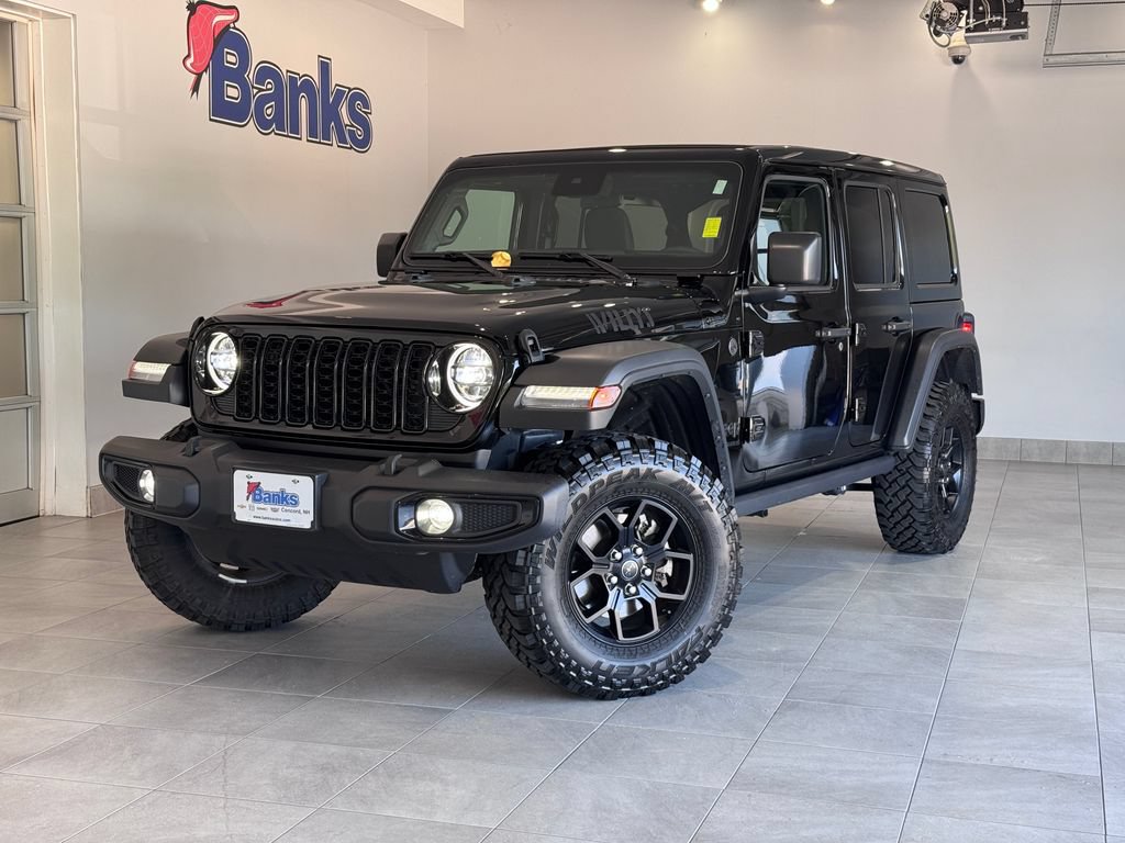 Used 2025 Jeep Wrangler Unlimited Sport AWD/4WD image 2