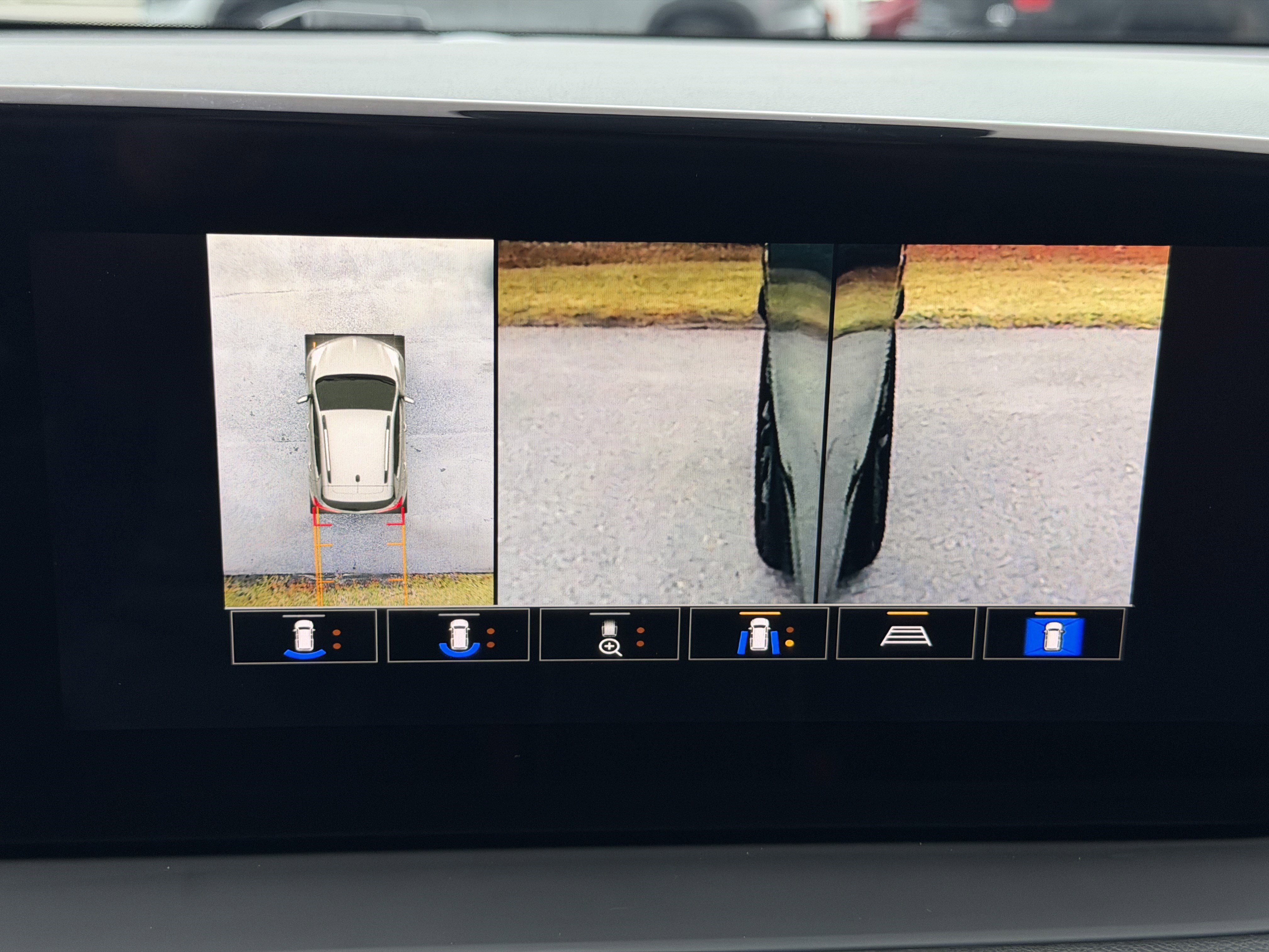 New 2026 Buick Encore GX Sport Touring w/ Advanced Technology Package FWD image 25