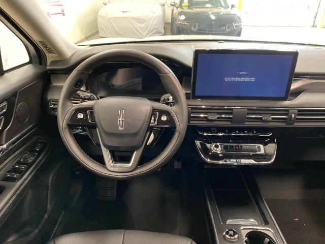 New 2025 Lincoln Corsair Grand Touring w/ Equipment Group 301A AWD/4WD image 11
