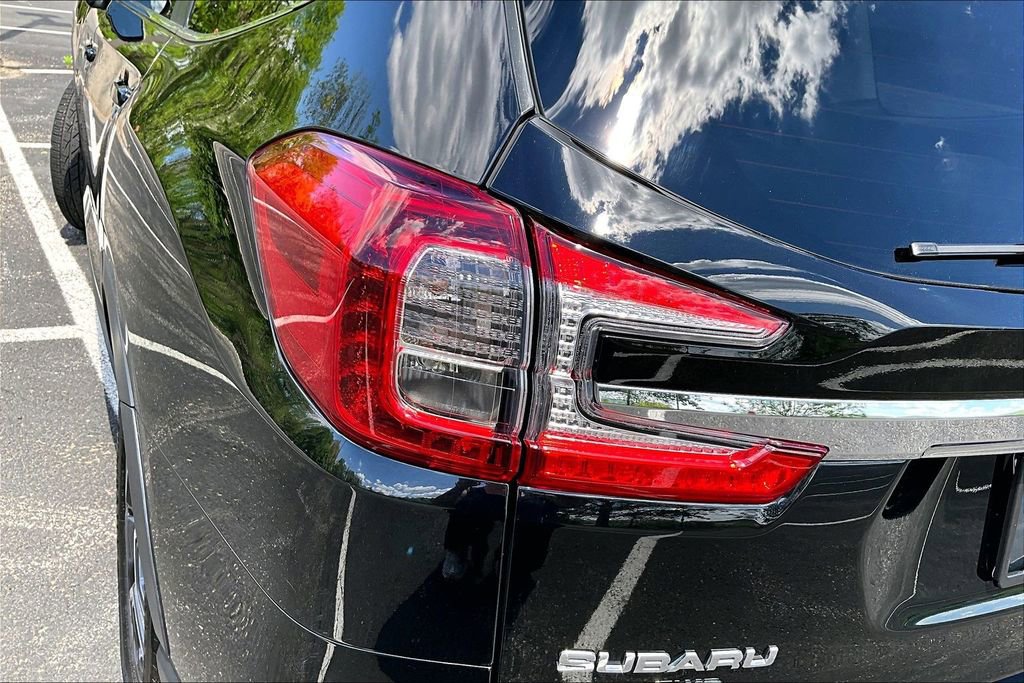 Used 2023 Subaru Ascent Limited w/ Technology Package AWD/4WD image 23