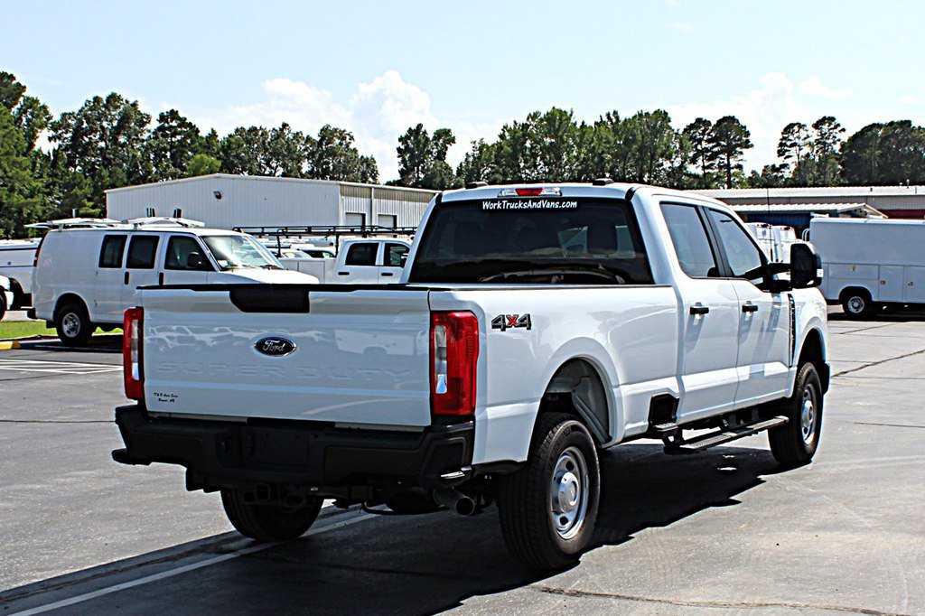 Used 2026 Ford F350 XL w/ Snow Plow/Camper Package AWD/4WD image 5