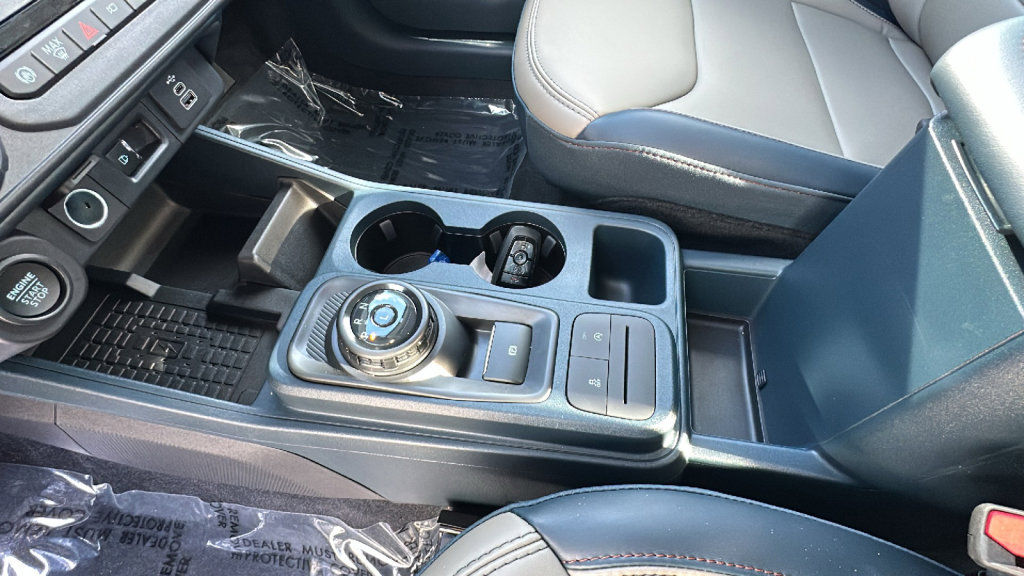 New 2025 Ford Maverick Lariat w/ 4K Tow Package image 13