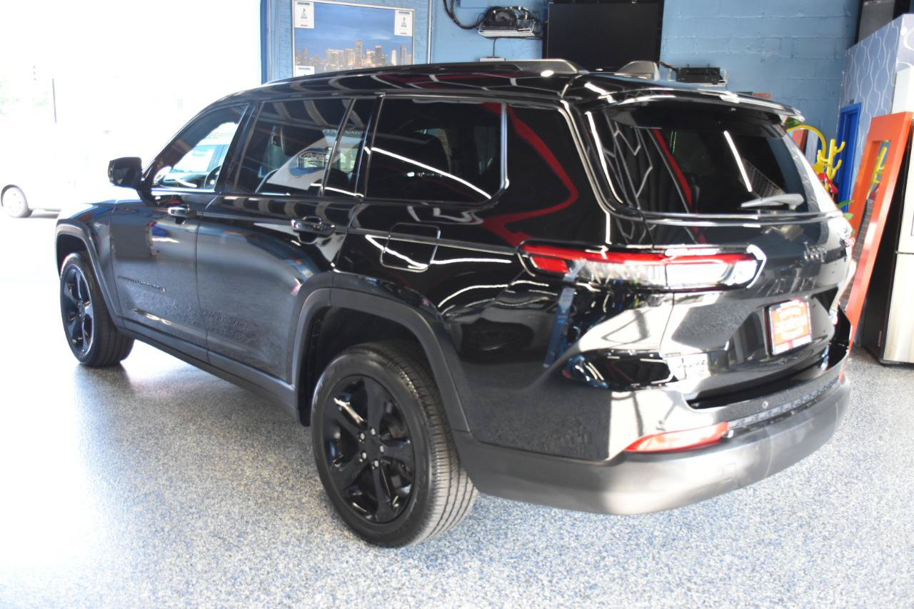 Used 2024 Jeep Grand Cherokee L Laredo AWD/4WD image 7