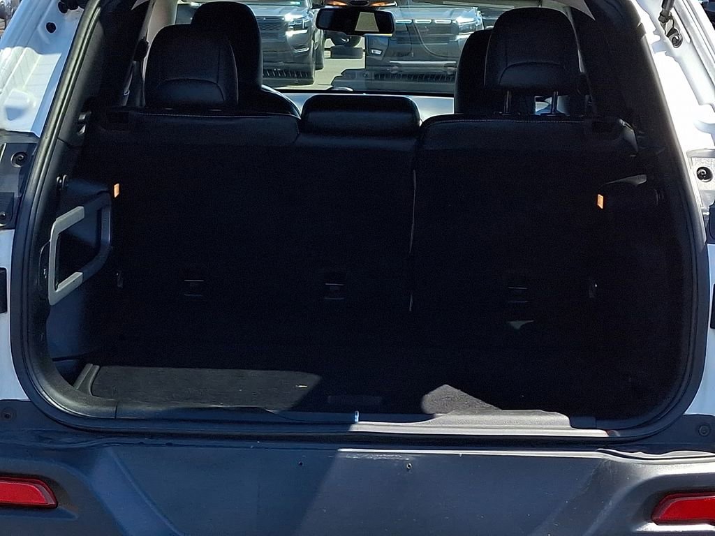 Used 2018 Jeep Cherokee Limited AWD/4WD image 27