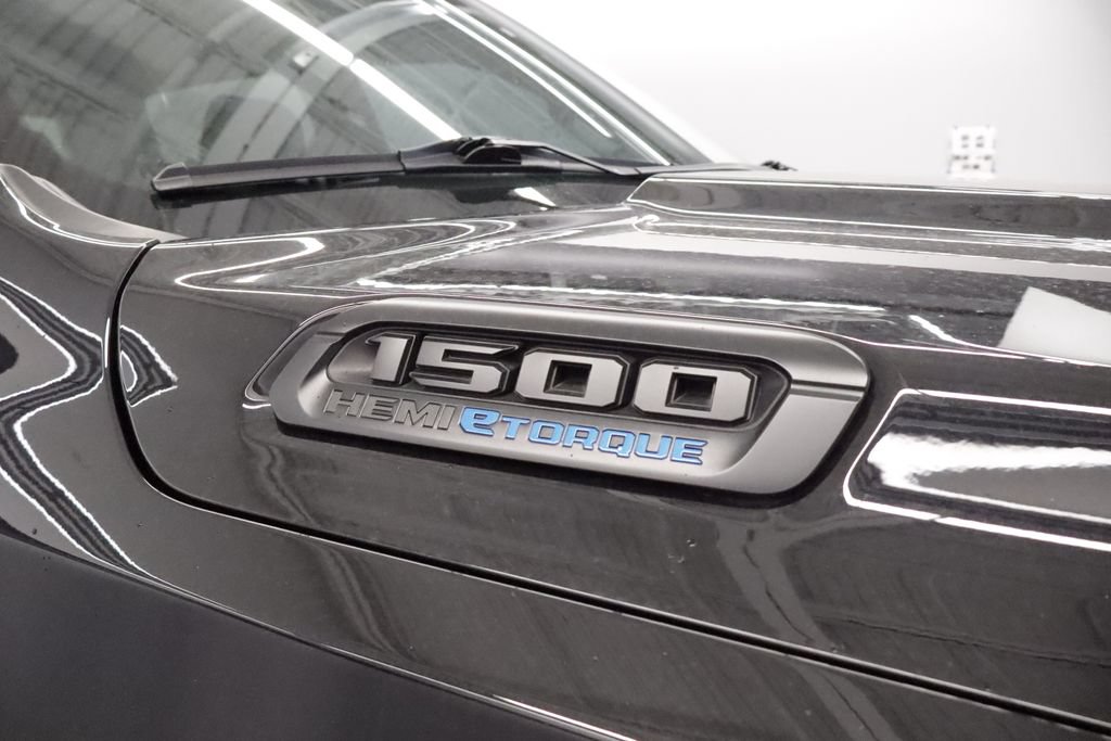 Used 2023 RAM 1500 Big Horn AWD/4WD image 14