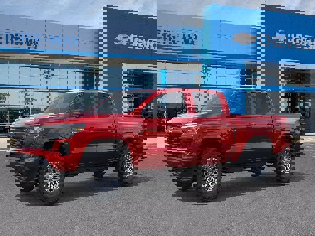 New 2026 Chevrolet Colorado LT w/ LT Convenience Package image 2