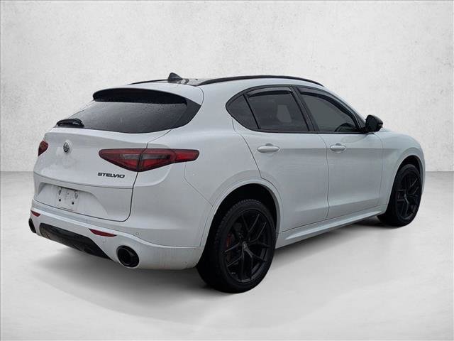 Used 2020 Alfa Romeo Stelvio Sport w/ Quick Order Package 22K Sport RWD image 5