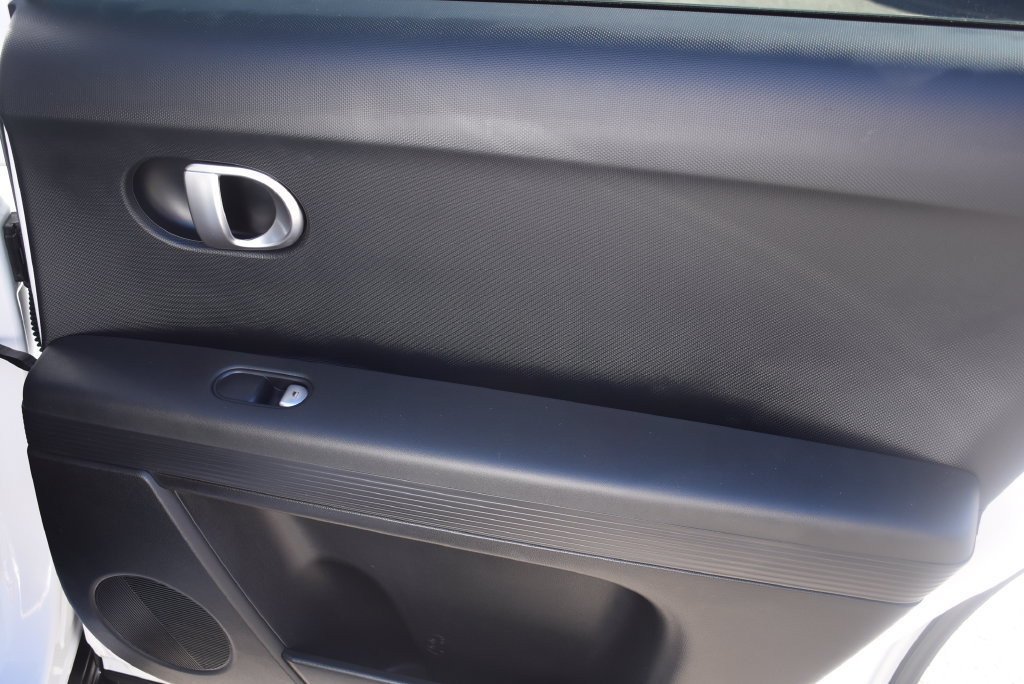 Certified 2024 Hyundai Ioniq 5 SE RWD image 15