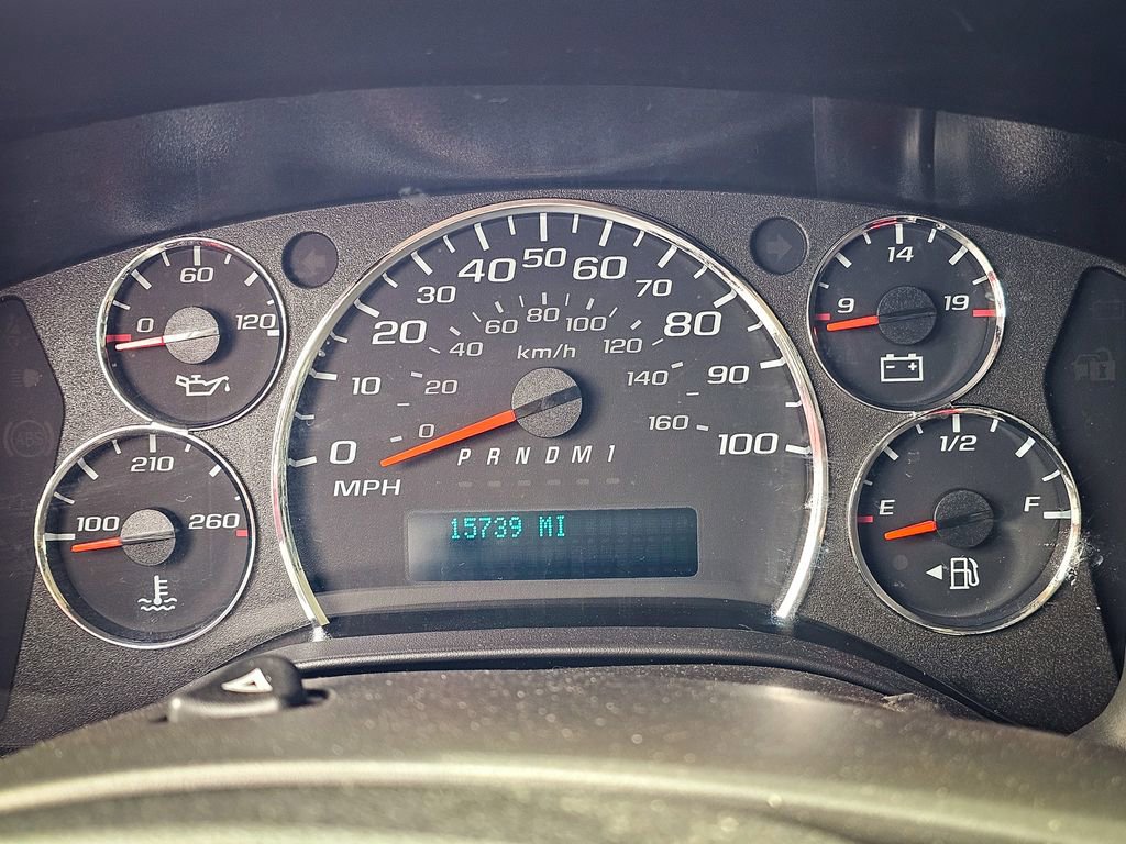 Used 2024 GMC Savana 2500 w/ Driver Convenience Package RWD image 13