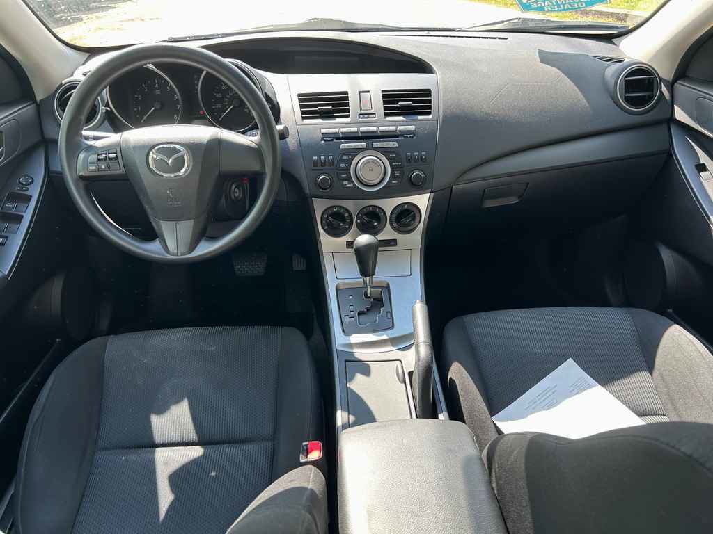 Used 2010 MAZDA MAZDA3 i Sport image 13