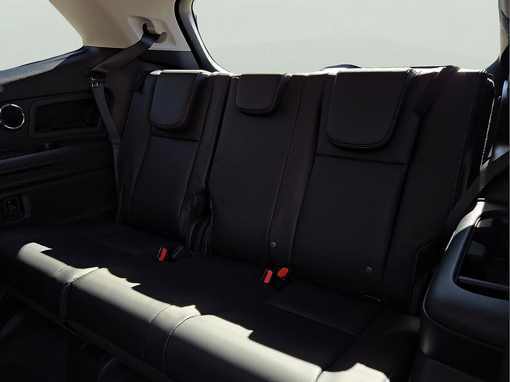 Certified 2026 Subaru Ascent Limited image 10