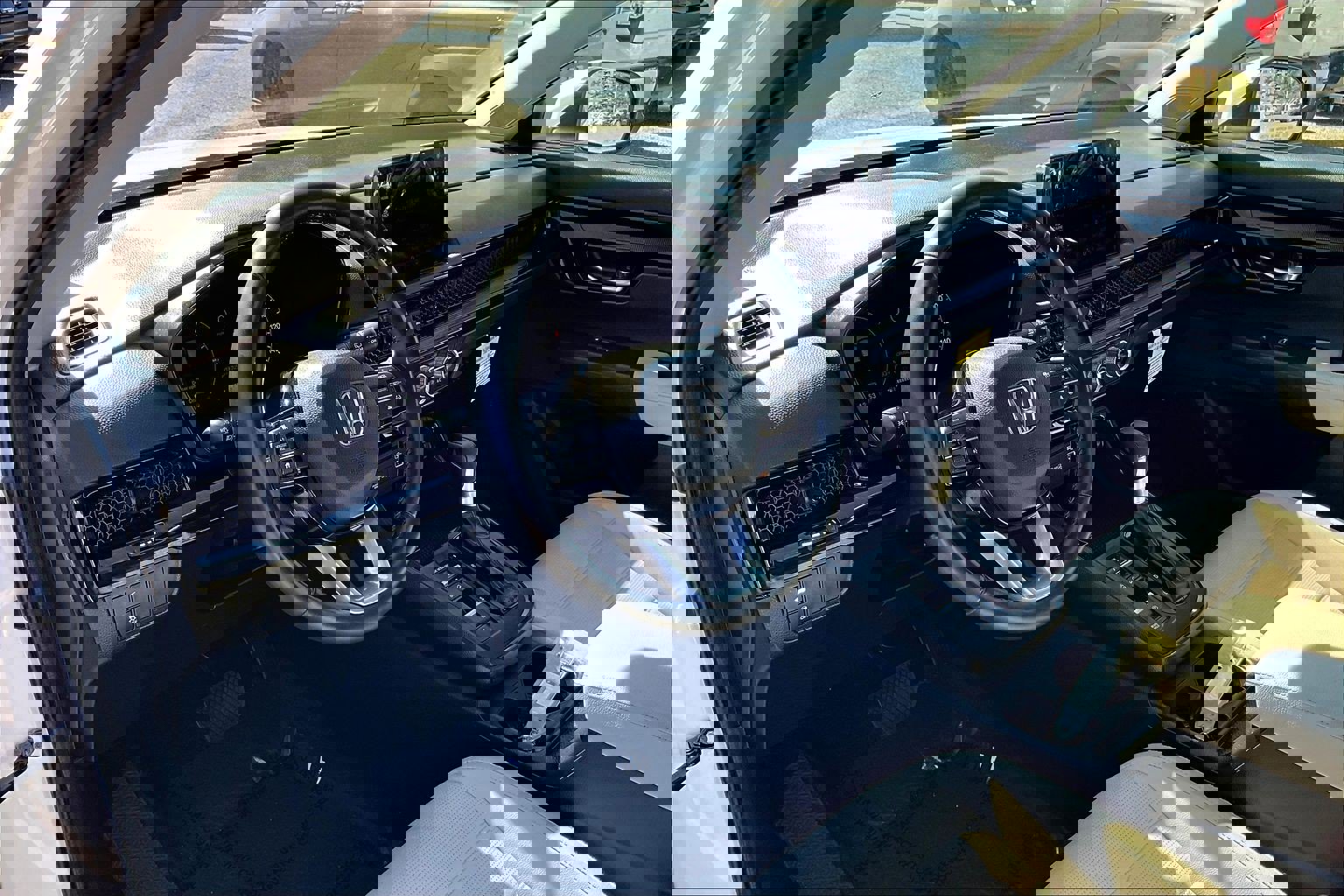 Used 2025 Honda CR-V EX-L image 13