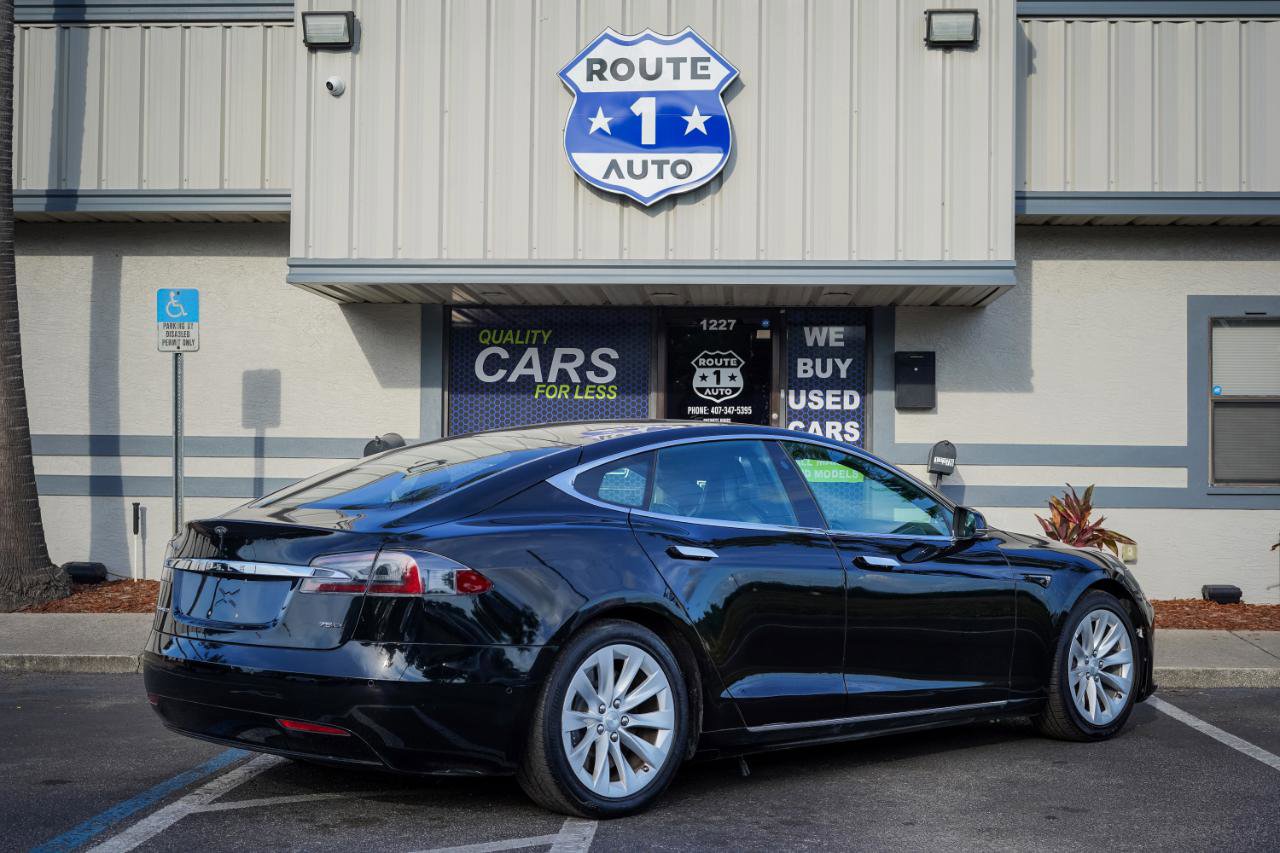 Used 2017 Tesla Model S 75D AWD/4WD image 5