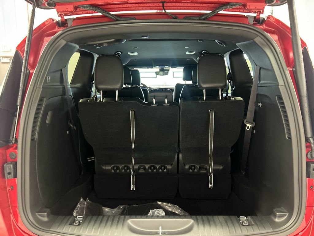 New 2026 Chrysler Pacifica Select image 32