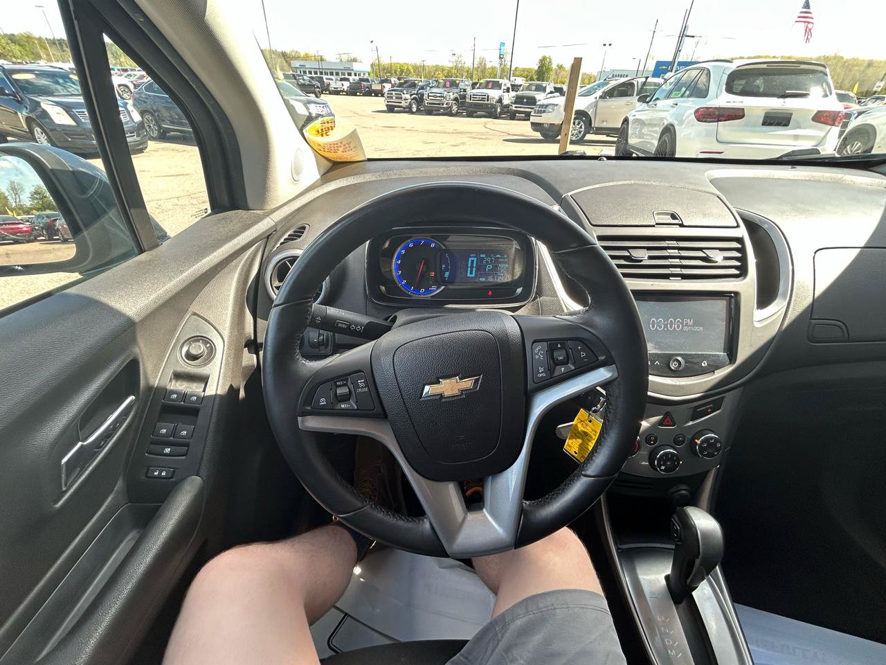 Used 2016 Chevrolet Trax LT w/ LT Convenience Package FWD image 29
