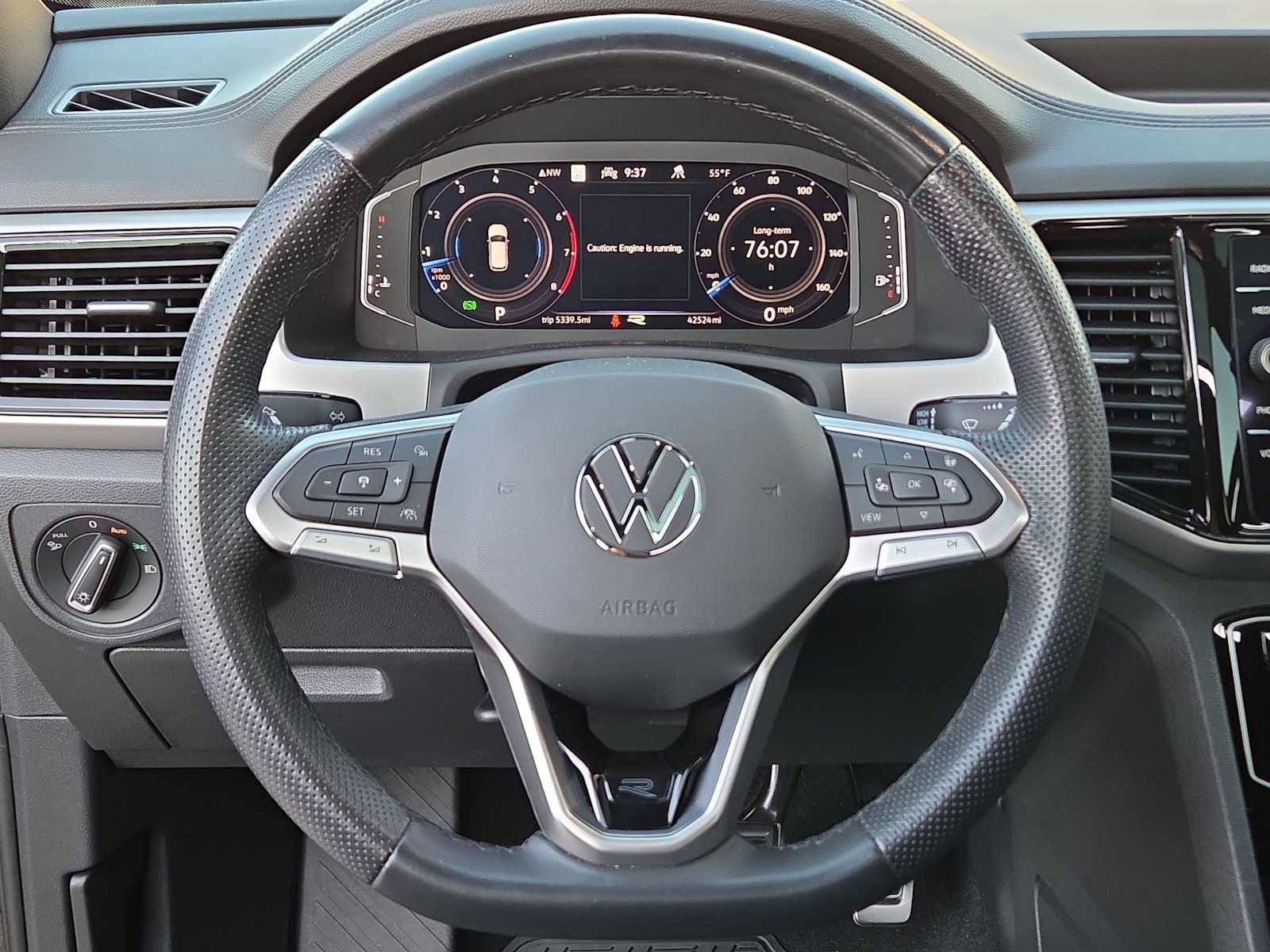 Used 2023 Volkswagen Atlas Cross Sport SEL R-Line AWD/4WD image 19