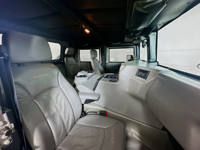 Used 2003 HUMMER H1 4-Door Open Top image 28