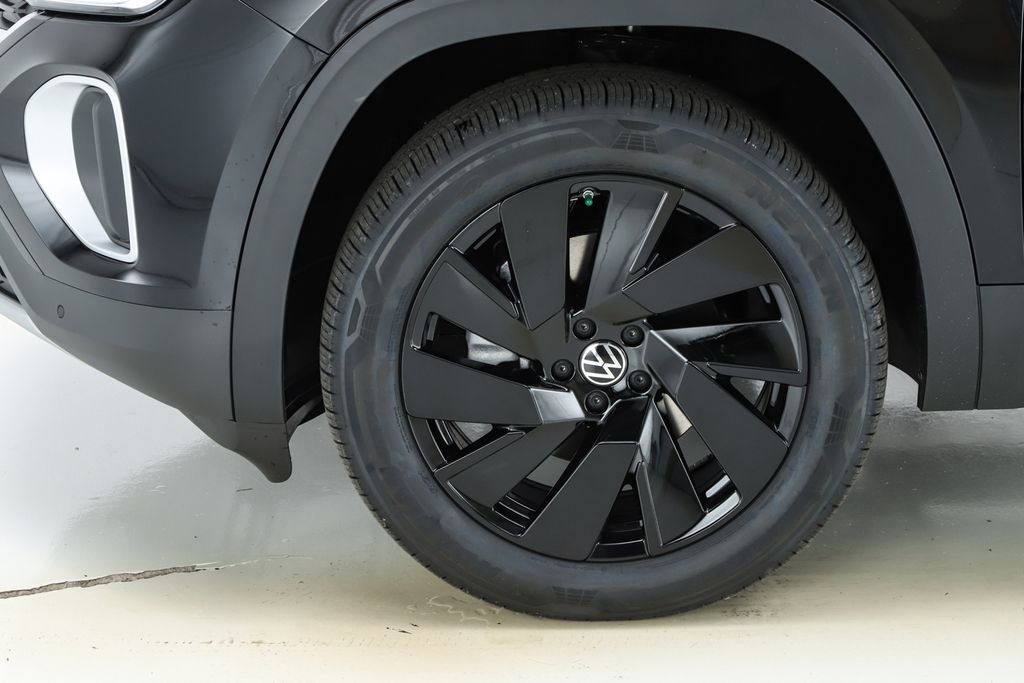 New 2026 Volkswagen Atlas SE image 5