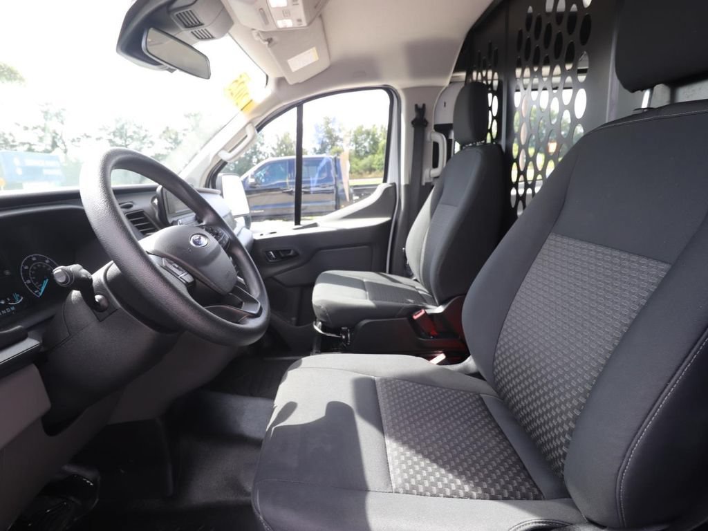 Used 2025 Ford Transit 250 Low Roof w/ Exterior Upgrade Package RWD image 2