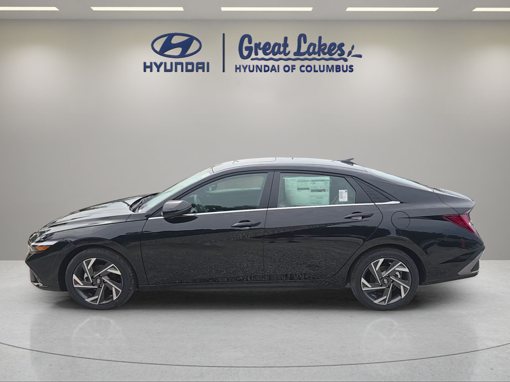 New 2026 Hyundai Elantra Limited FWD image 2
