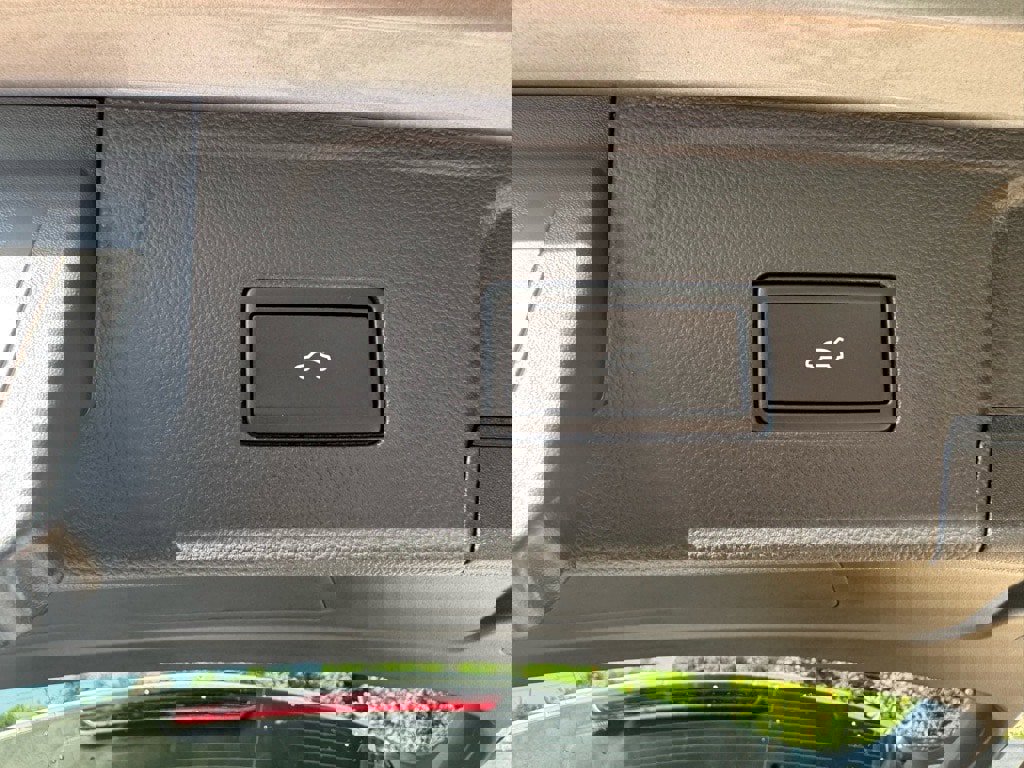 New 2026 Volkswagen Atlas SEL Premium R-Line image 19