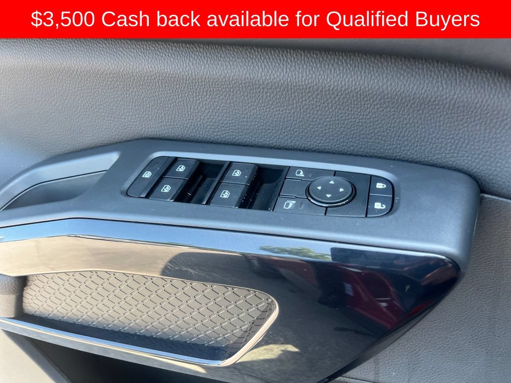 New 2026 Nissan Pathfinder SV FWD image 12