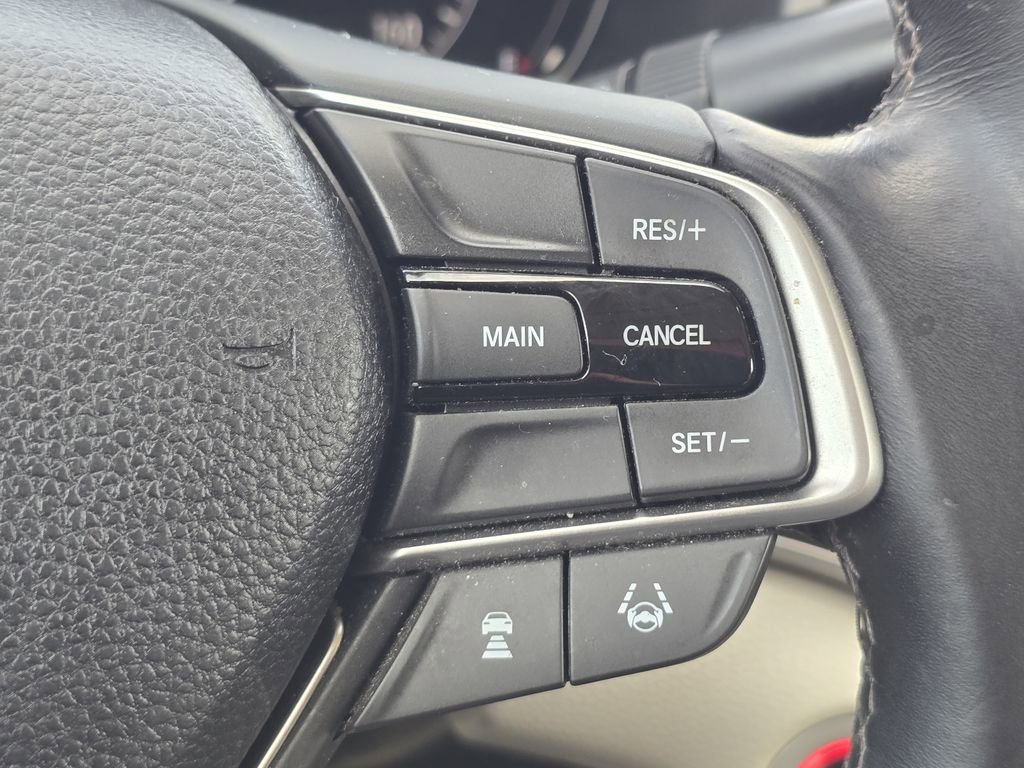 Used 2018 Honda Accord EX-L image 18