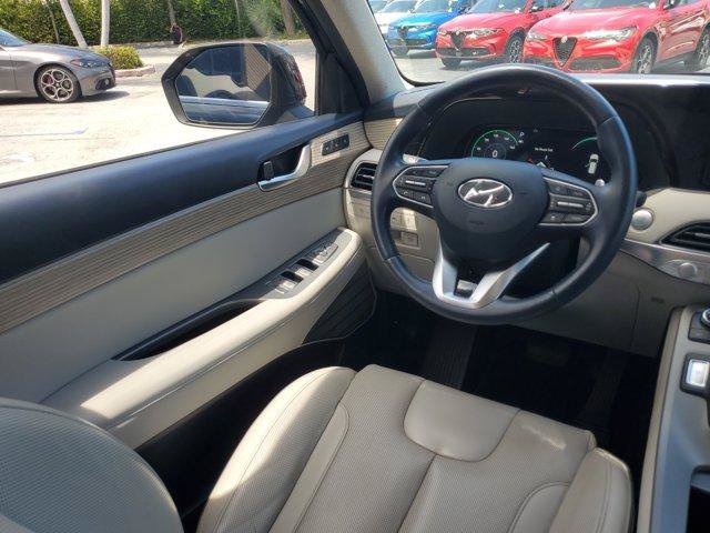 Used 2022 Hyundai Palisade Limited FWD image 14