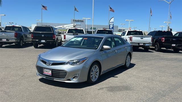 Used 2015 Toyota Avalon XLE Premium FWD image 8