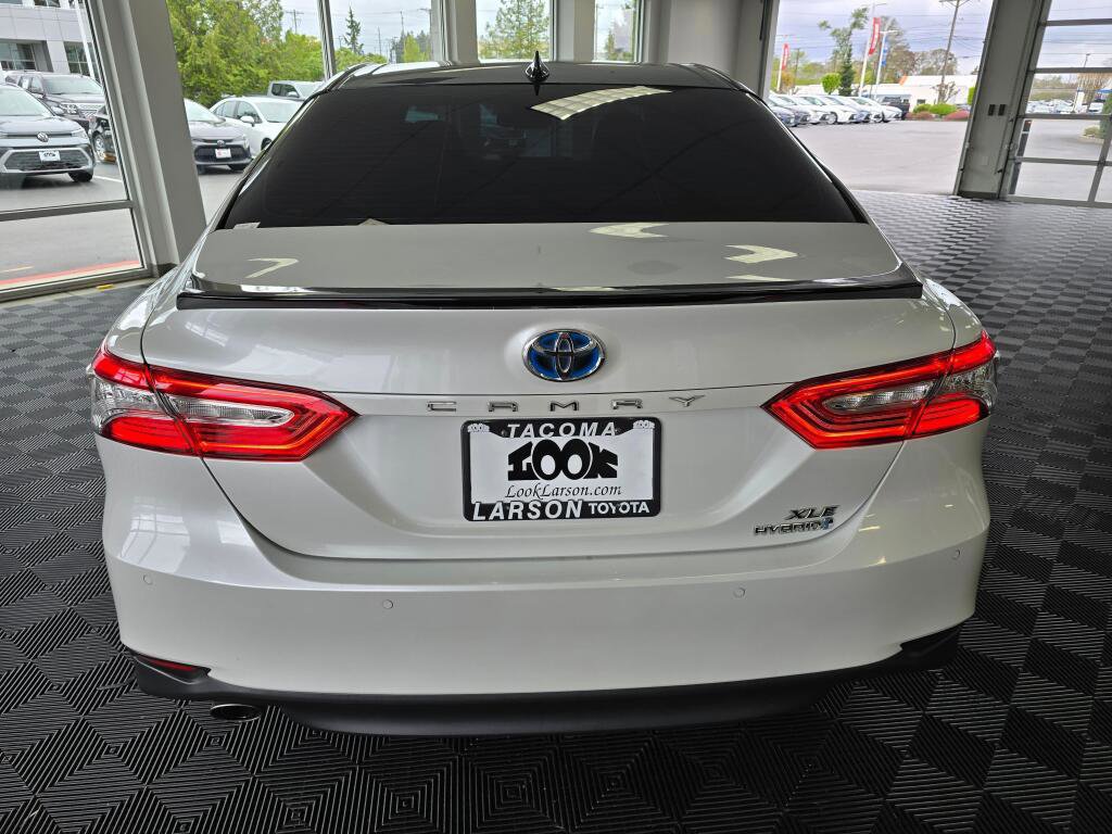 Used 2020 Toyota Camry XLE w/ Driver Assist Package FWD image 4