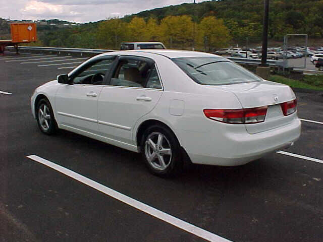 Used 2004 Honda Accord EX image 8