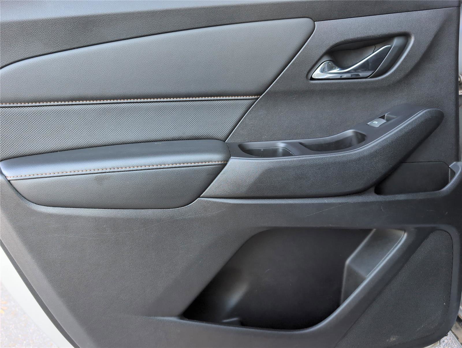 Used 2018 Chevrolet Traverse Premier w/ Redline Edition image 28