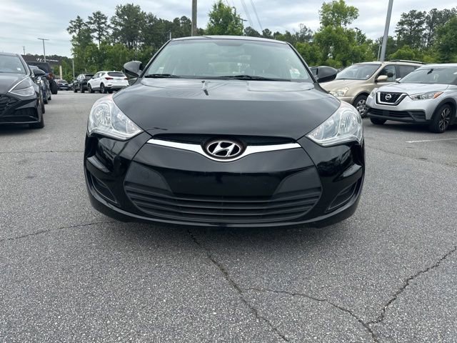 Used 2013 Hyundai Veloster FWD image 2