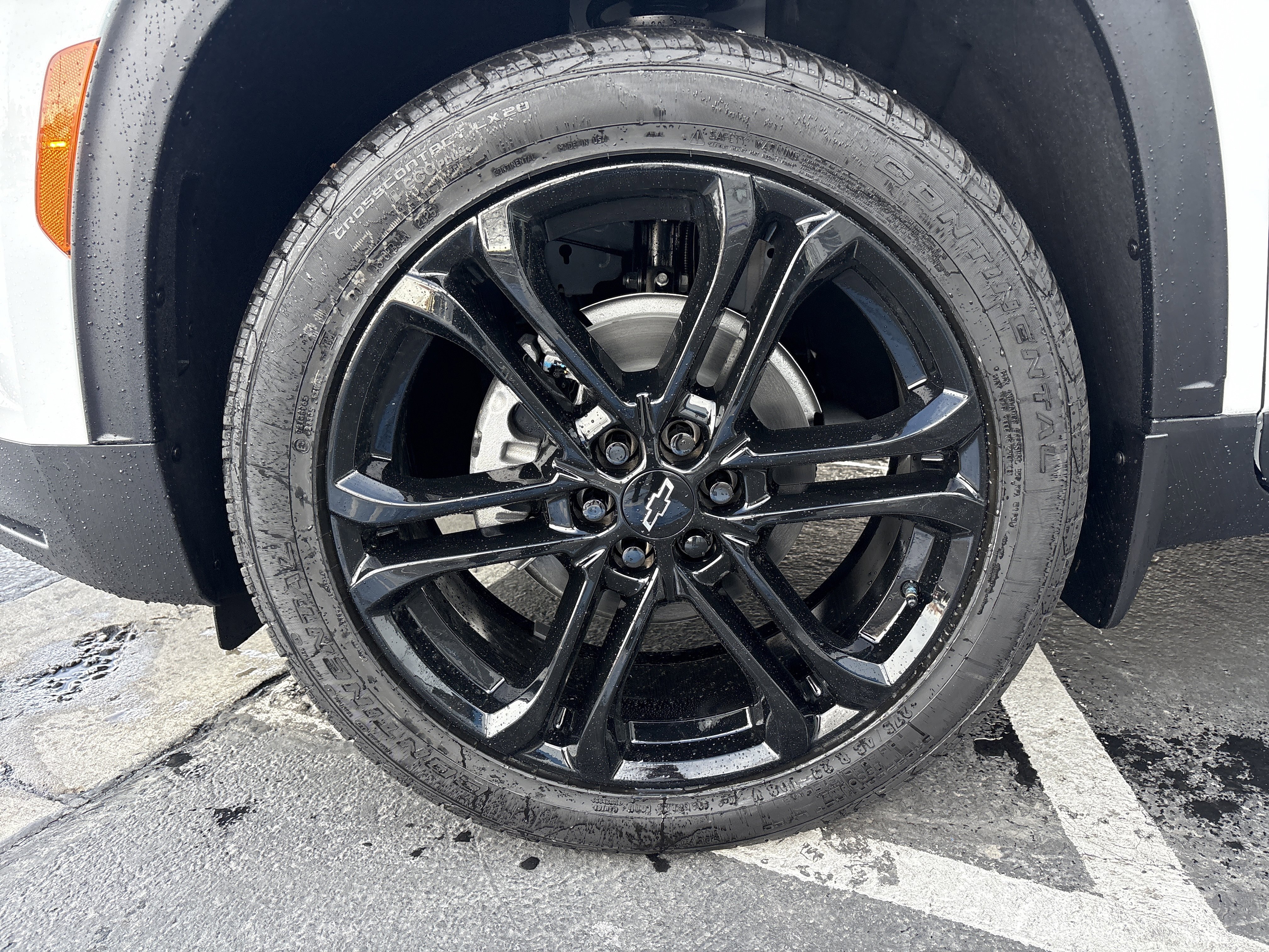New 2026 Chevrolet Traverse LT w/ LPO, Floor Liner Package AWD/4WD image 10