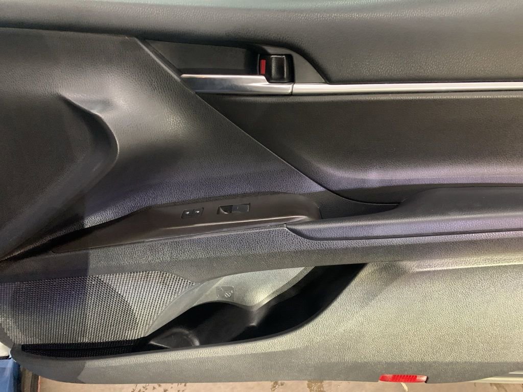 Used 2022 Toyota Camry TRD w/ TRD Package w/JBL Audio image 19