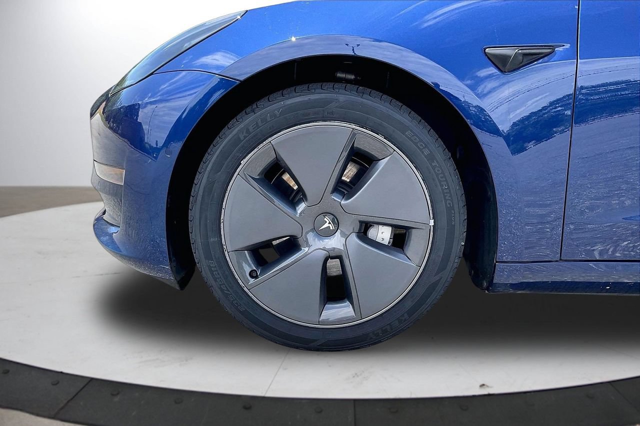 Used 2021 Tesla Model 3 Standard Range Plus RWD image 35