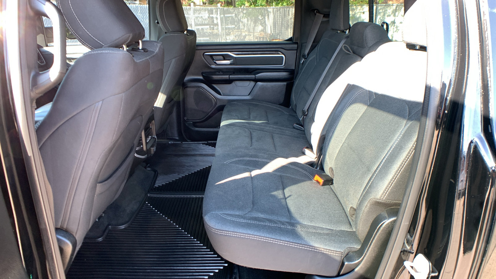 Used 2020 RAM 1500 Big Horn AWD/4WD image 23