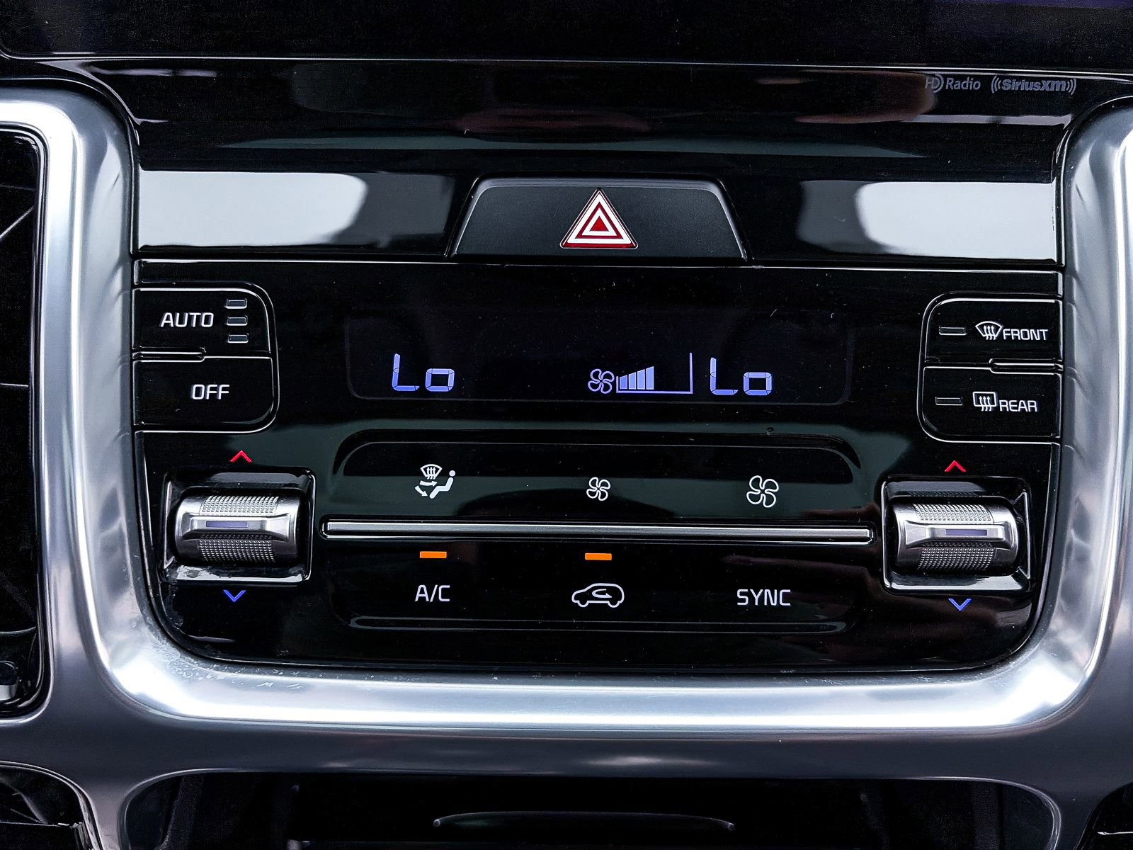 Used 2023 Kia Sorento SX image 26